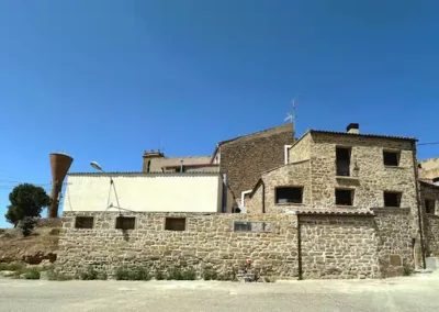 Fachada de la casa rural Cal Roseto de Palou