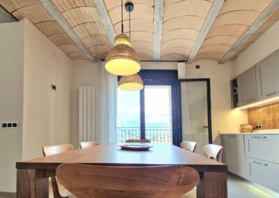 Comedor-cocina en casa rural Cal Roseto de Palou