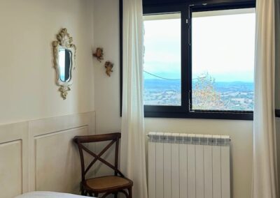 dormitorio individual de la casa rural Cal Roseto de Palou